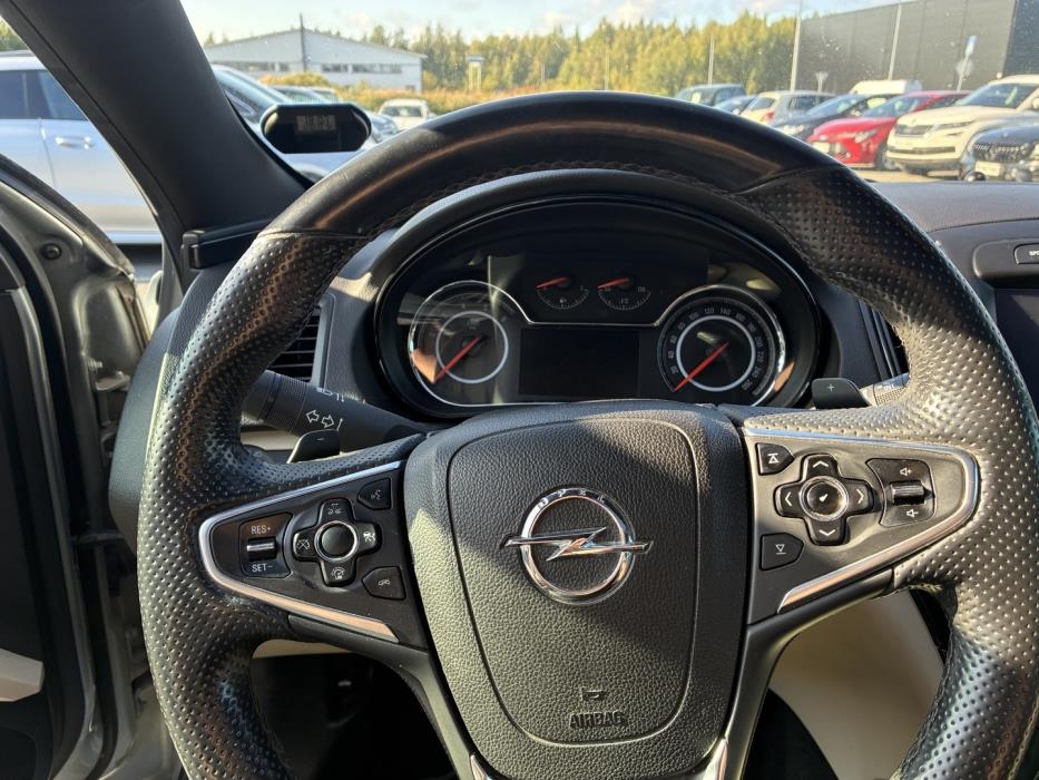 OPEL Insignia 2015