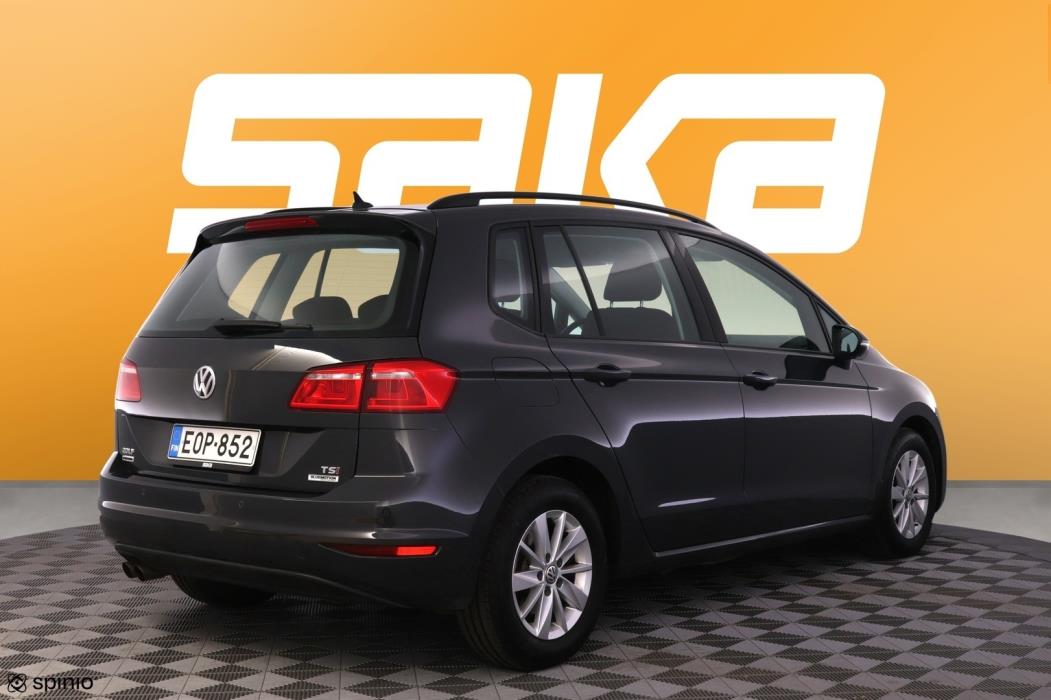 VOLKSWAGEN Golf Sportsvan 2017