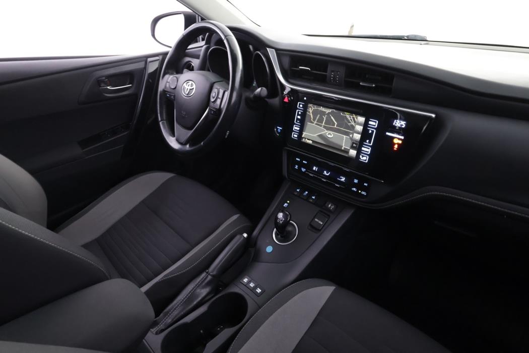 TOYOTA Auris 2018