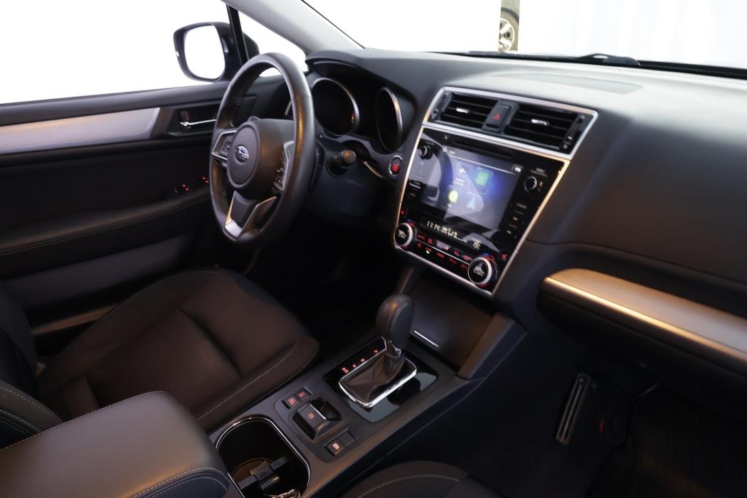 SUBARU Outback 2018