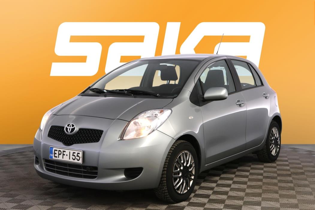 TOYOTA Yaris 2006