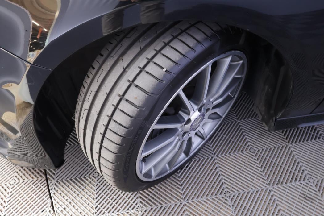 MERCEDES-BENZ A 2015