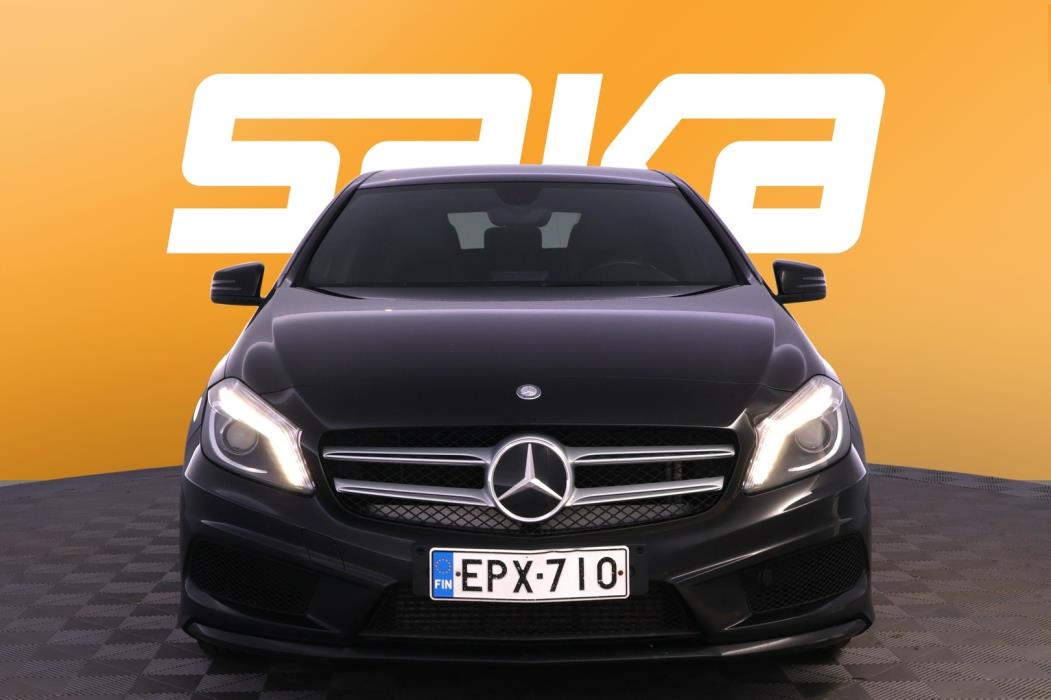 MERCEDES-BENZ A 2015