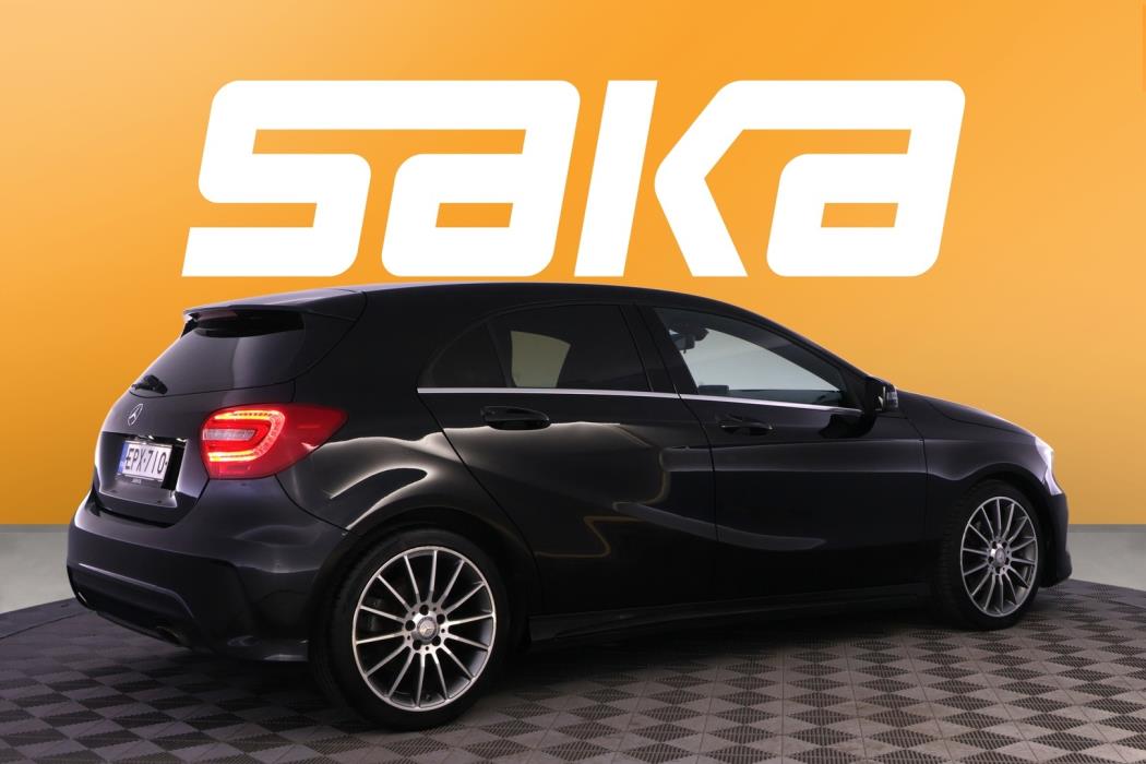 MERCEDES-BENZ A 2015