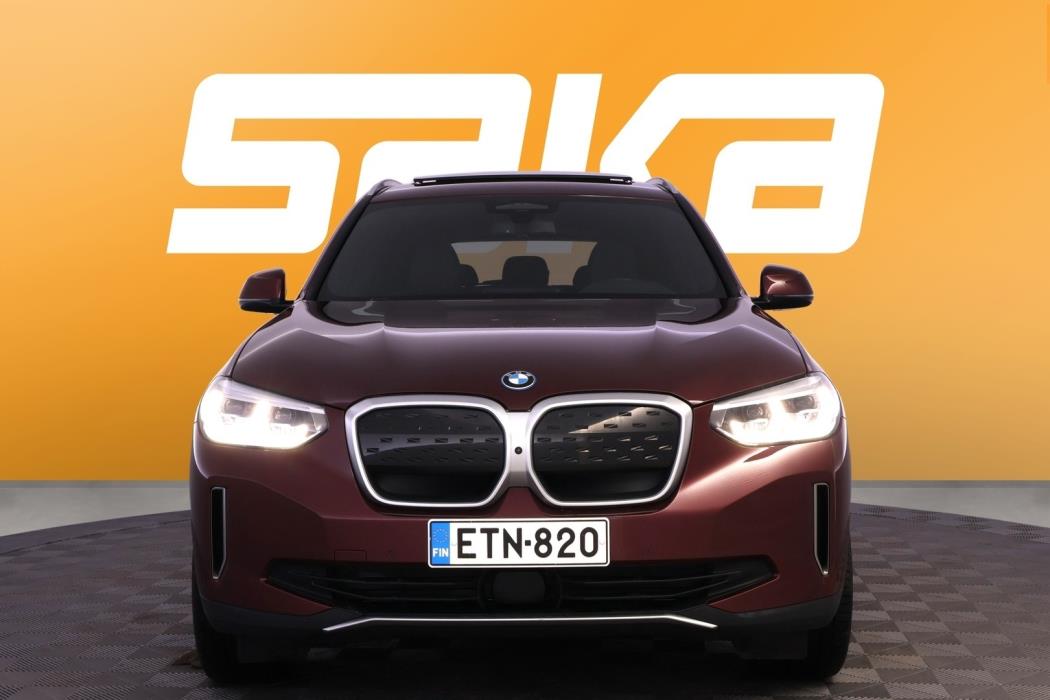 BMW iX3 2021