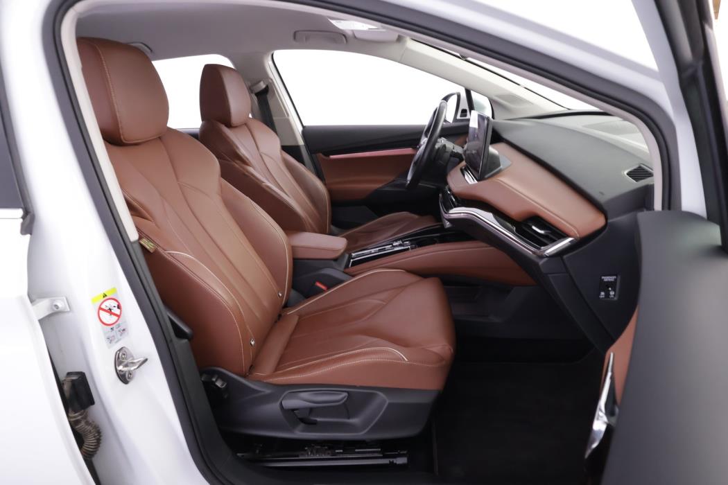 SKODA Enyaq 2023