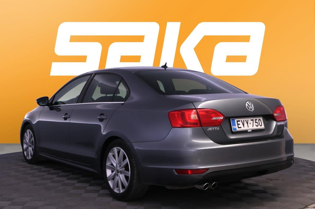 VOLKSWAGEN Jetta 2012