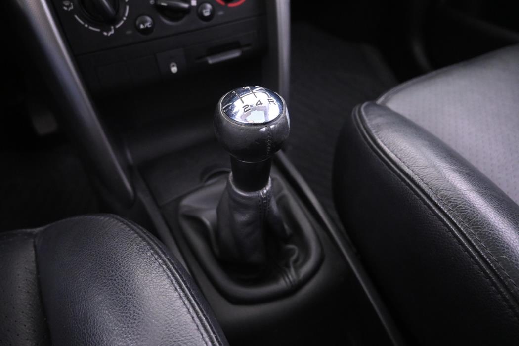 PEUGEOT 207 2007