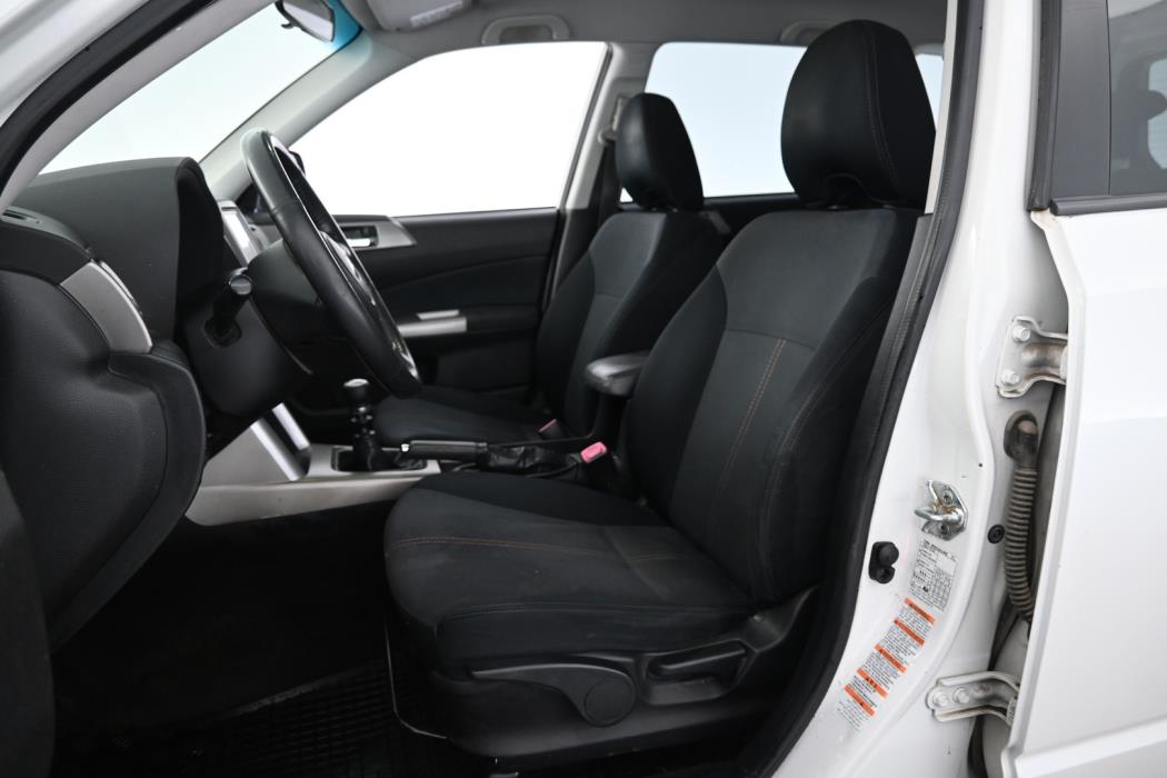 SUBARU Forester 2009