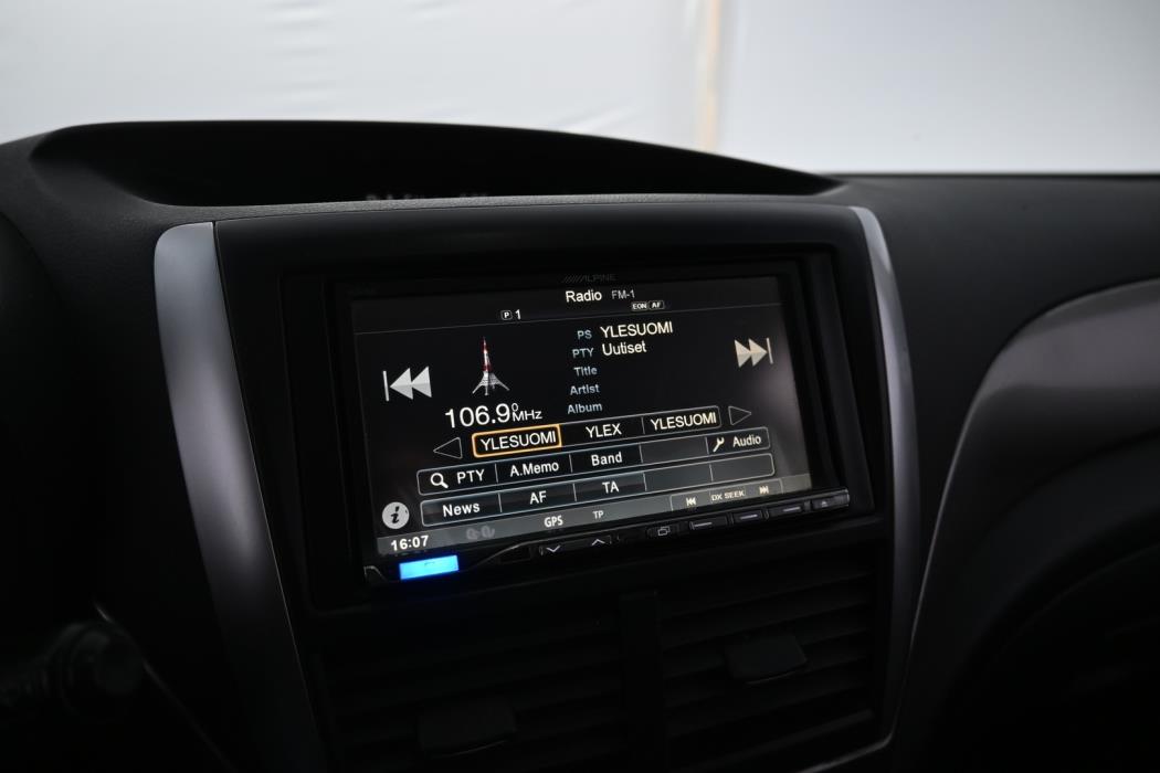 SUBARU Forester 2009