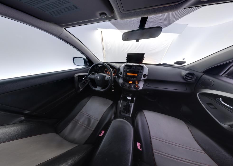 TOYOTA RAV4 2010