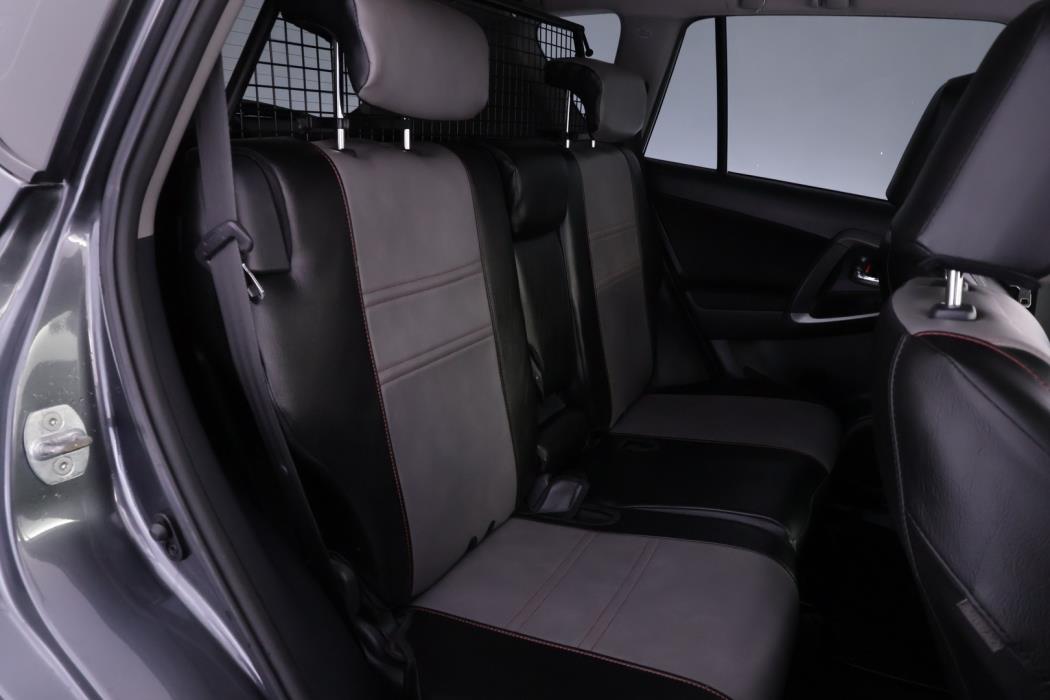 TOYOTA RAV4 2010