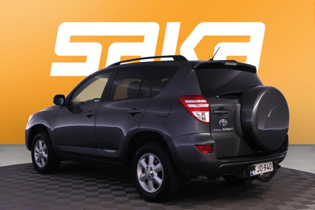 TOYOTA RAV4 2010