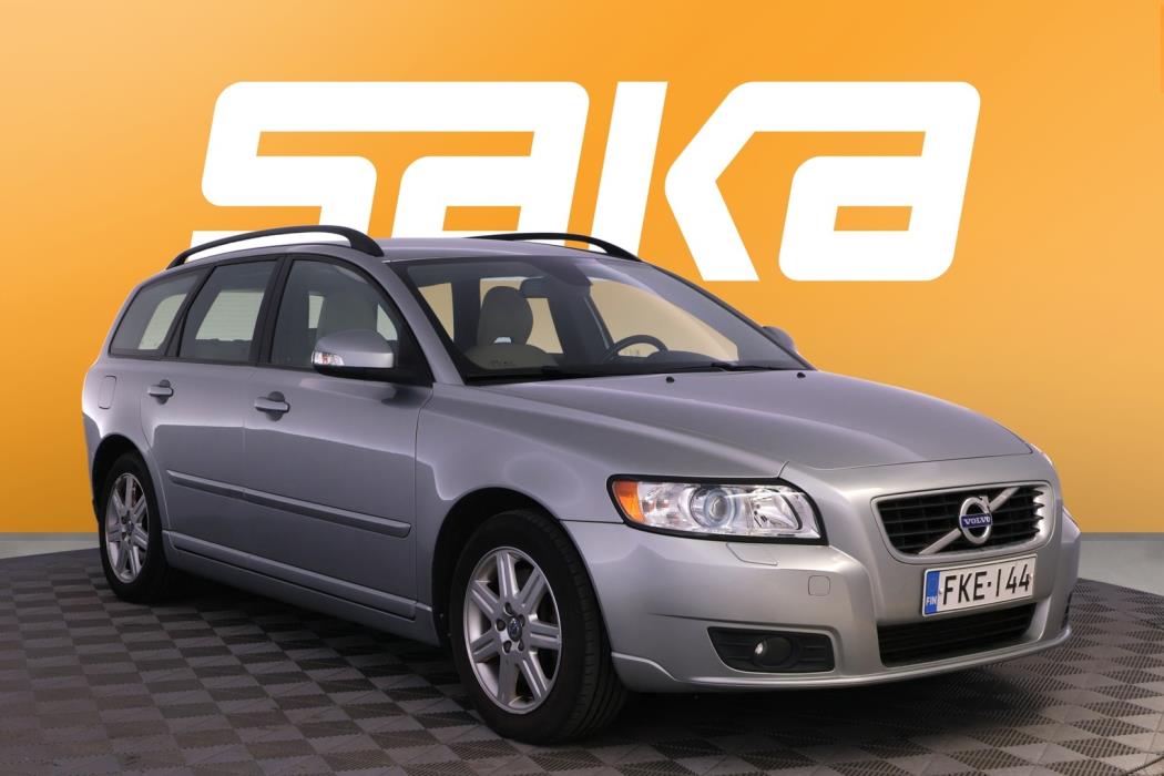 VOLVO V50 2011