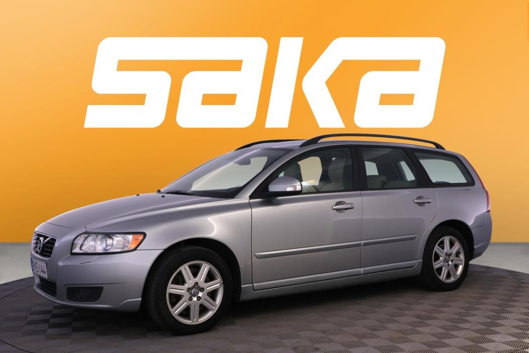 VOLVO V50 2011