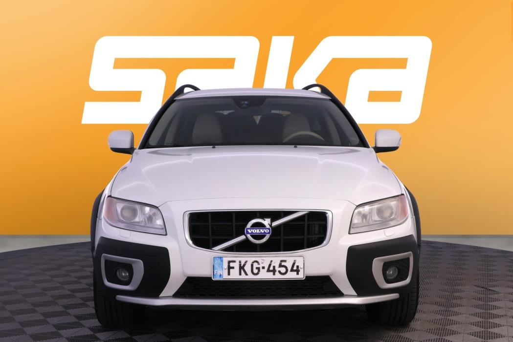 VOLVO XC70 2012