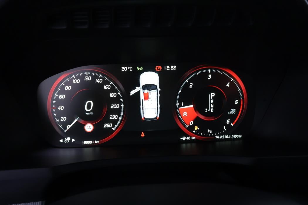 VOLVO XC90 2016