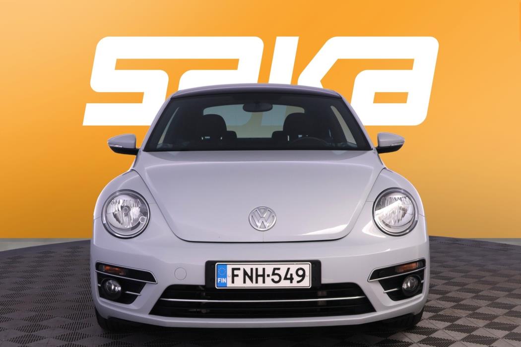 VOLKSWAGEN Beetle 2018