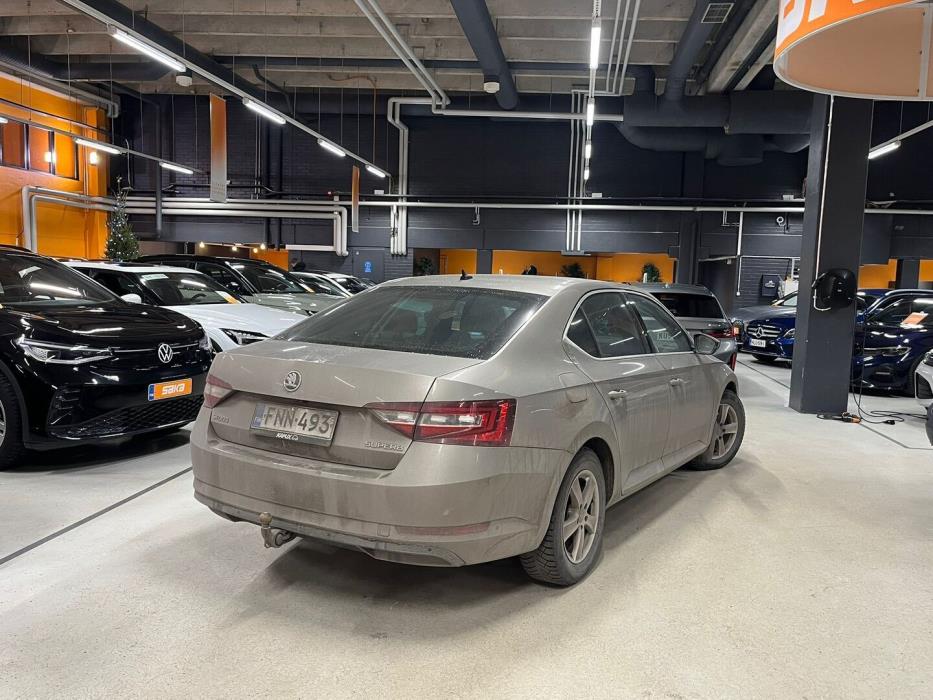 SKODA Superb 2019