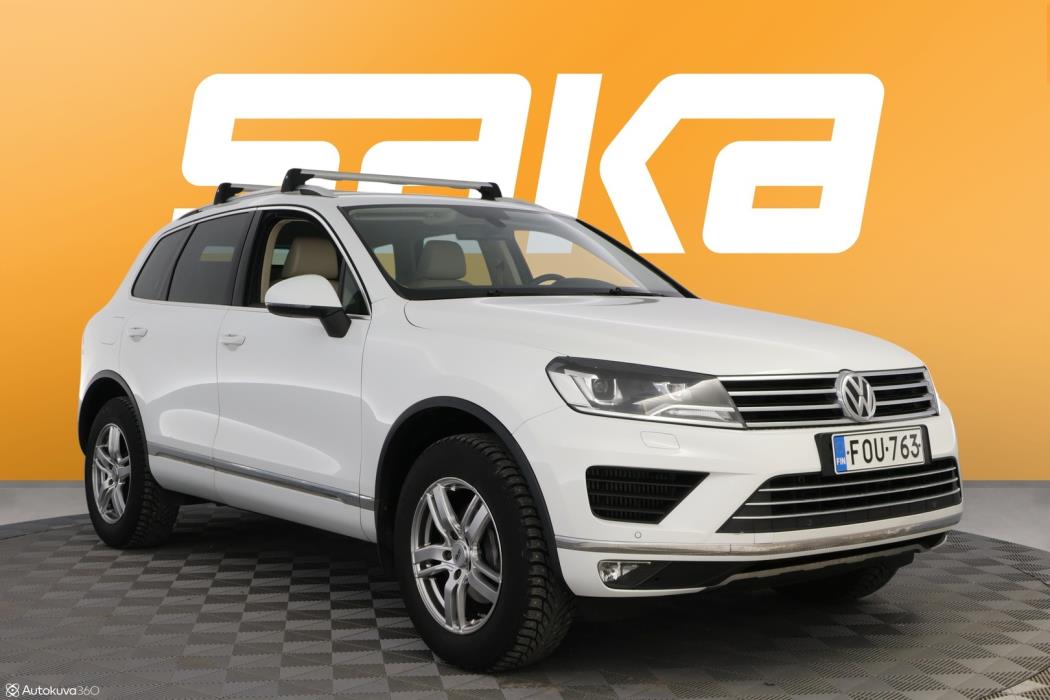 VOLKSWAGEN Touareg 2016