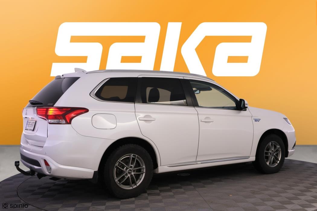 MITSUBISHI OUTLANDER PHEV 2018