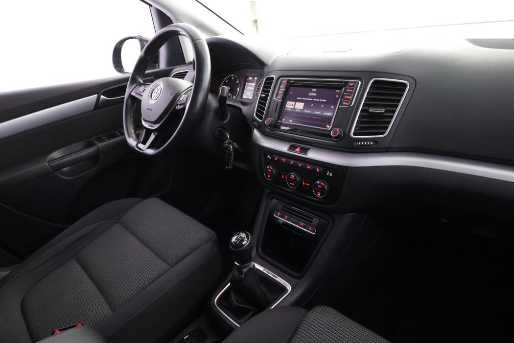 VOLKSWAGEN Sharan 2017