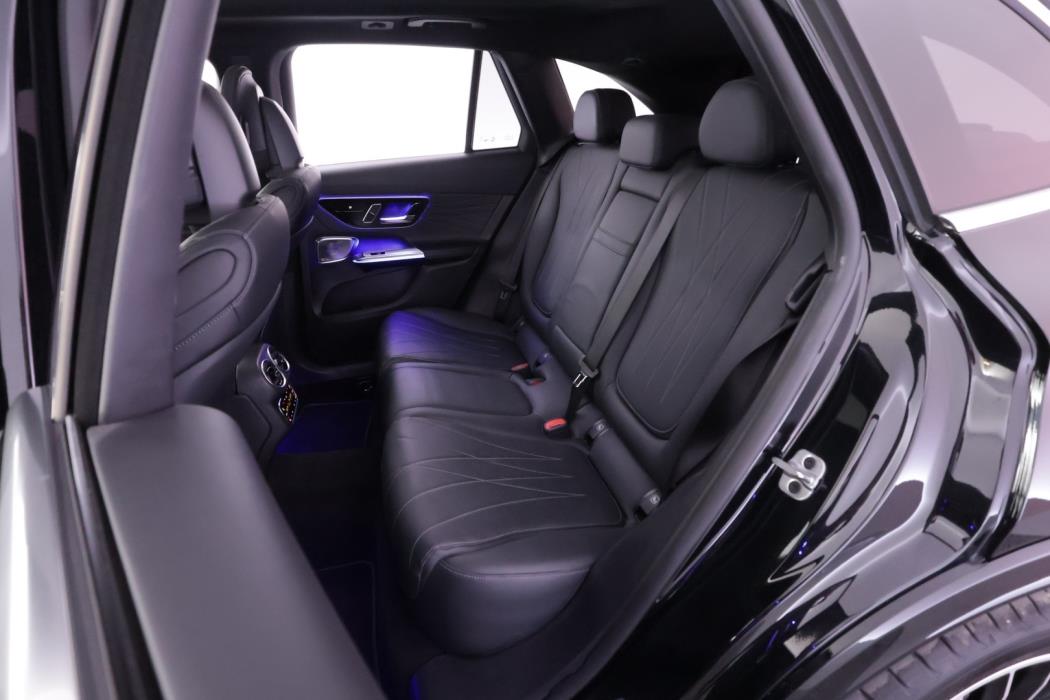 MERCEDES-BENZ GLC 2023
