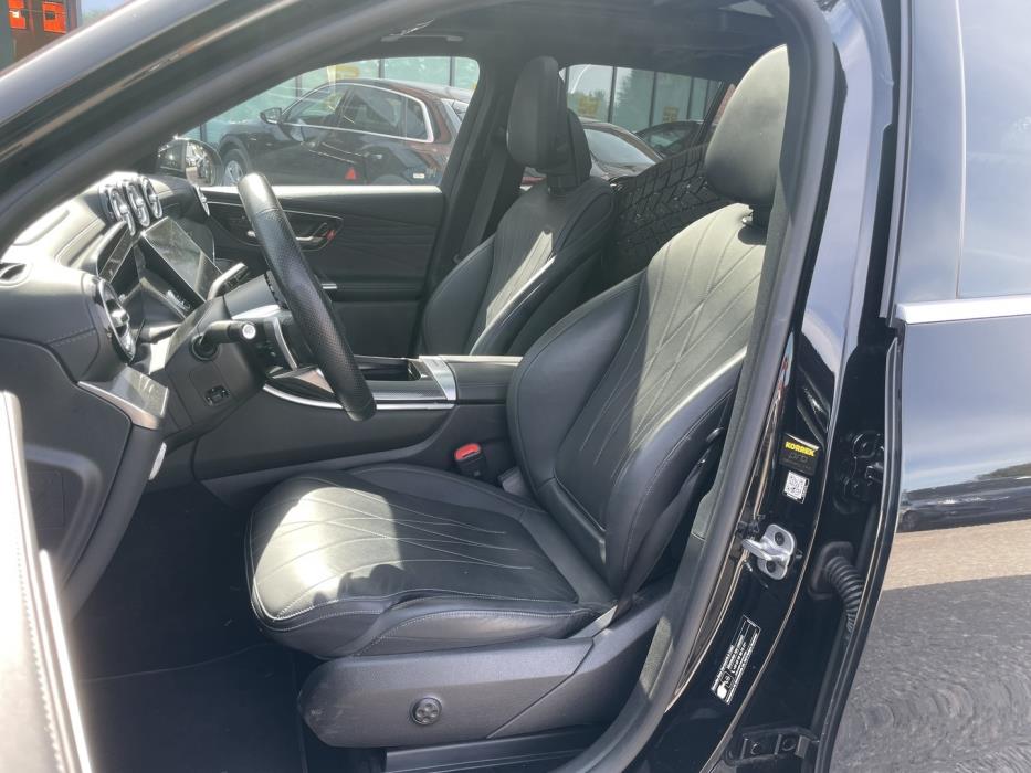 MERCEDES-BENZ GLC 2023