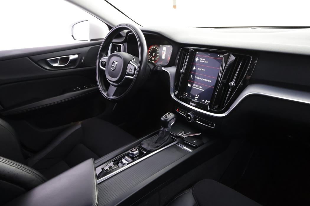 VOLVO V60 Cross Country 2019