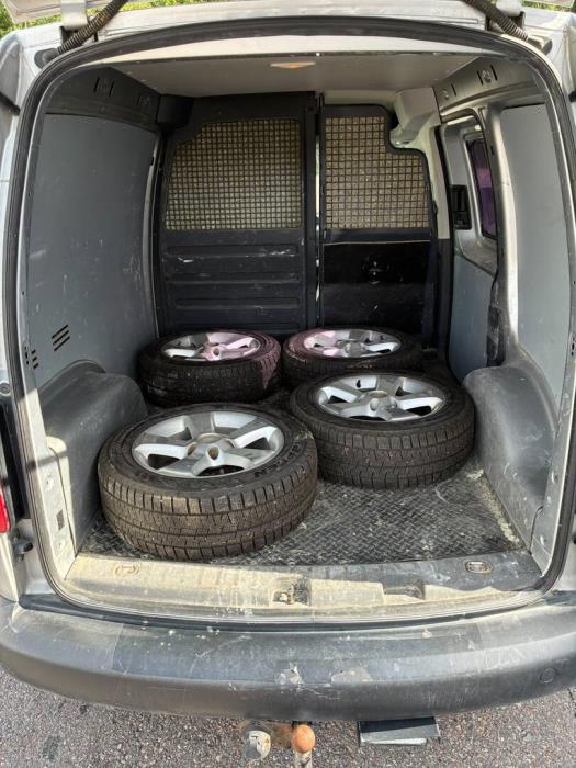 VOLKSWAGEN Caddy 2012