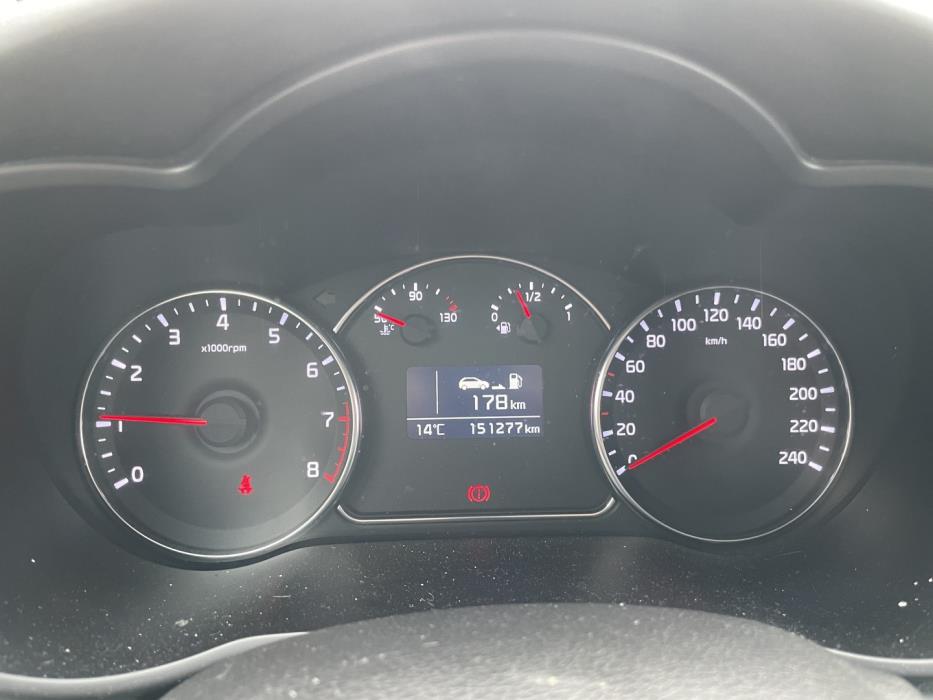 KIA Carens 2014