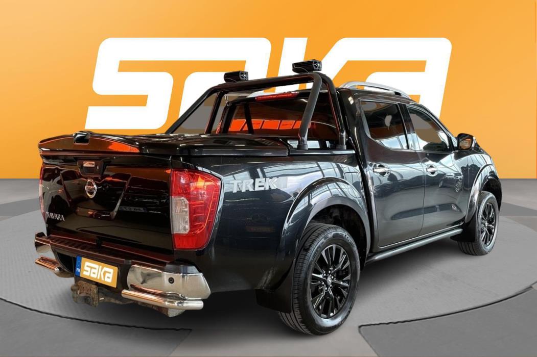 NISSAN Navara 2017