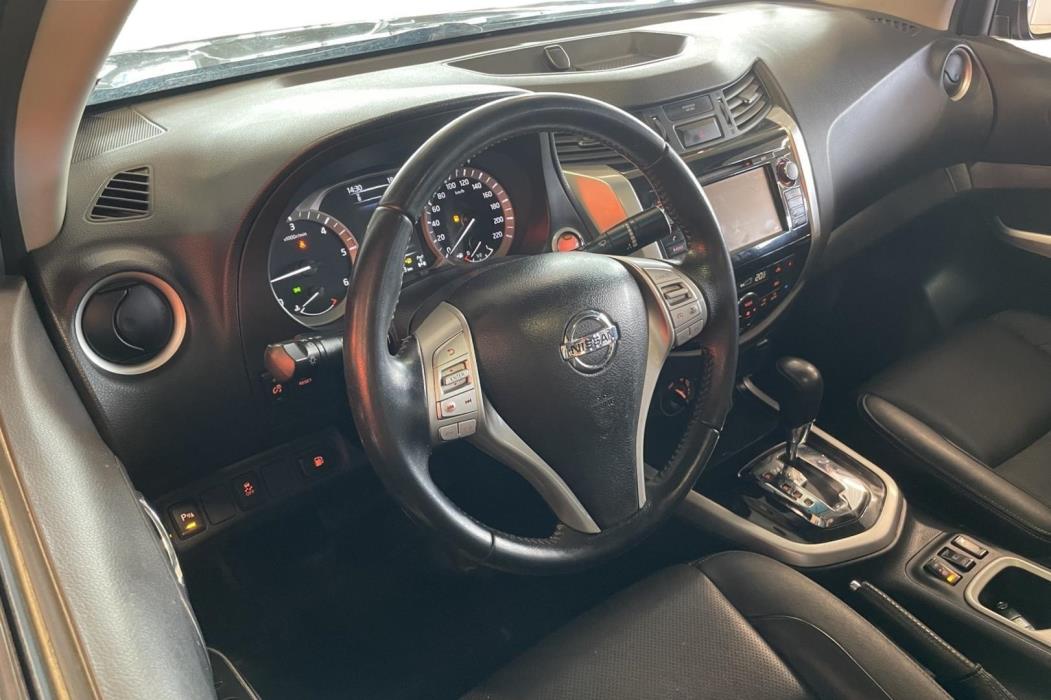 NISSAN Navara 2017