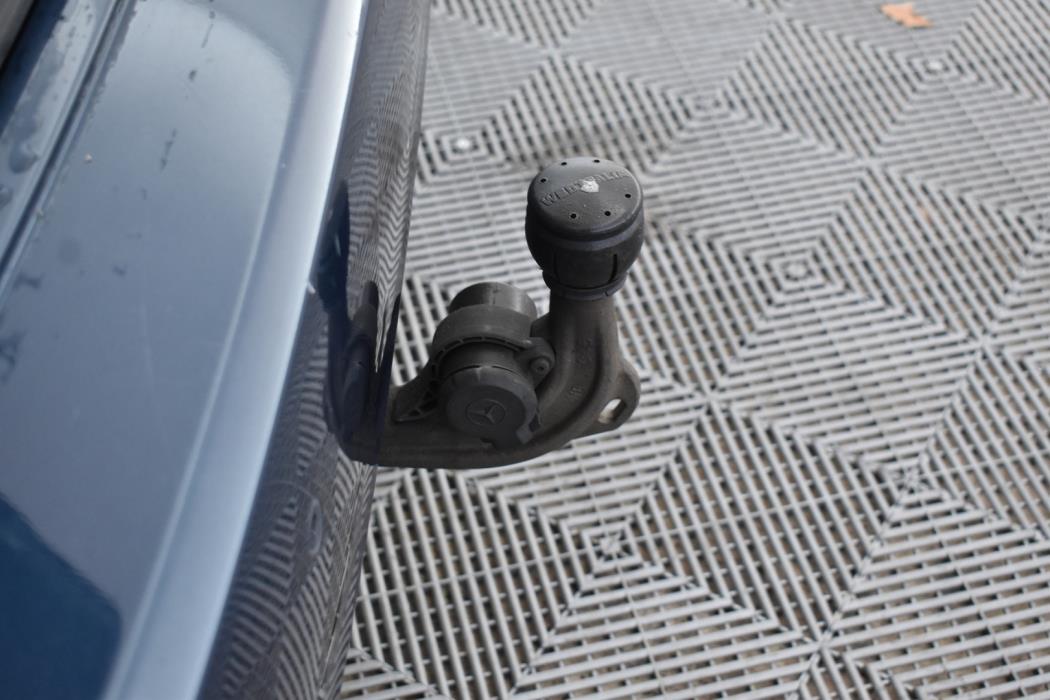 MERCEDES-BENZ A 2021