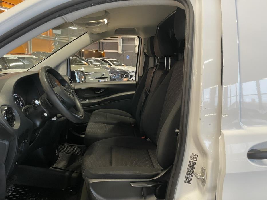 MERCEDES-BENZ Vito 2022
