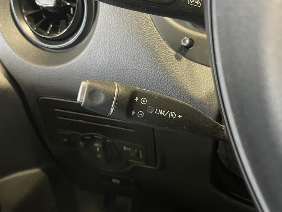 MERCEDES-BENZ Vito 2022