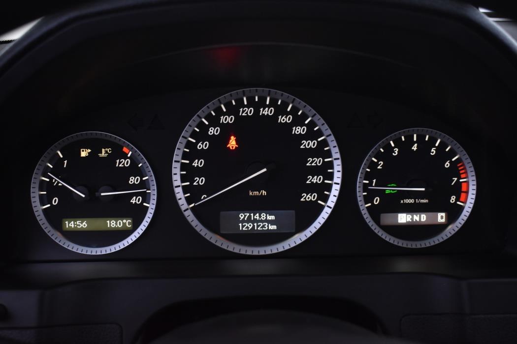 MERCEDES-BENZ C 2009