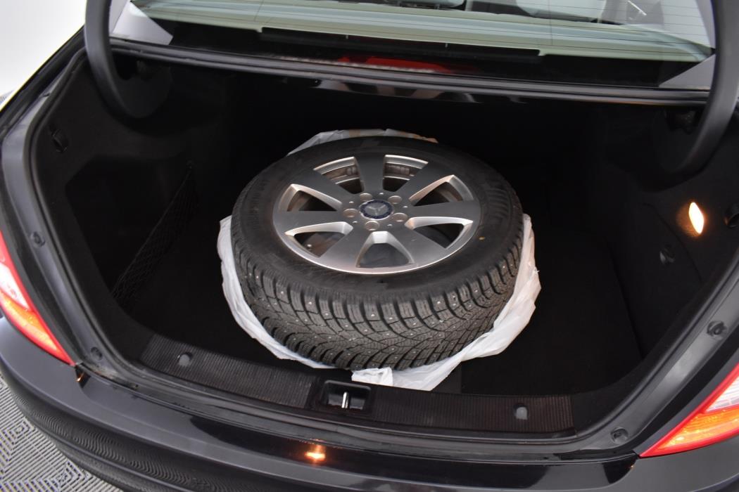 MERCEDES-BENZ C 2009