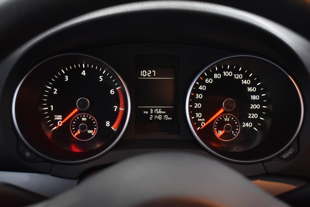 VOLKSWAGEN Golf 2011