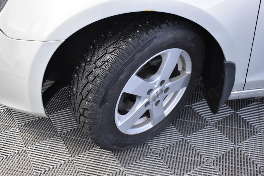 VOLKSWAGEN Golf 2011