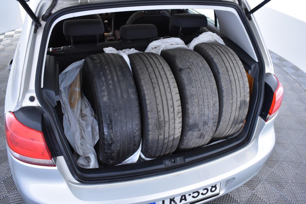 VOLKSWAGEN Golf 2011