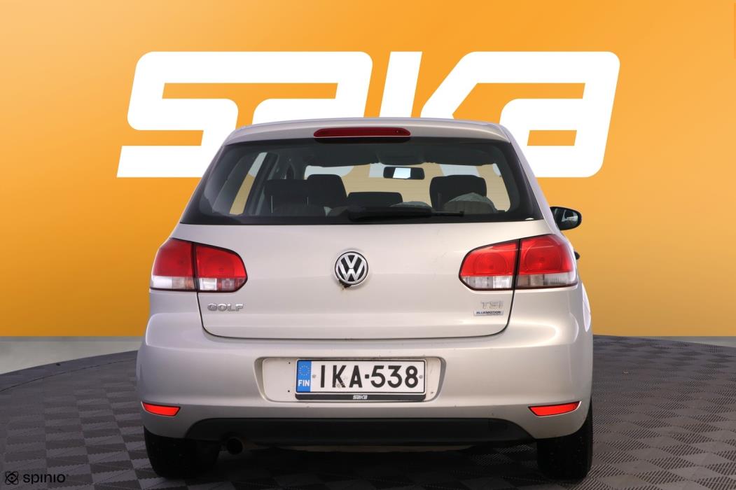 VOLKSWAGEN Golf 2011
