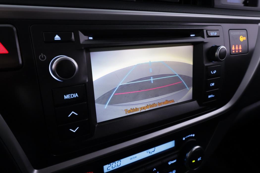 TOYOTA Auris 2013