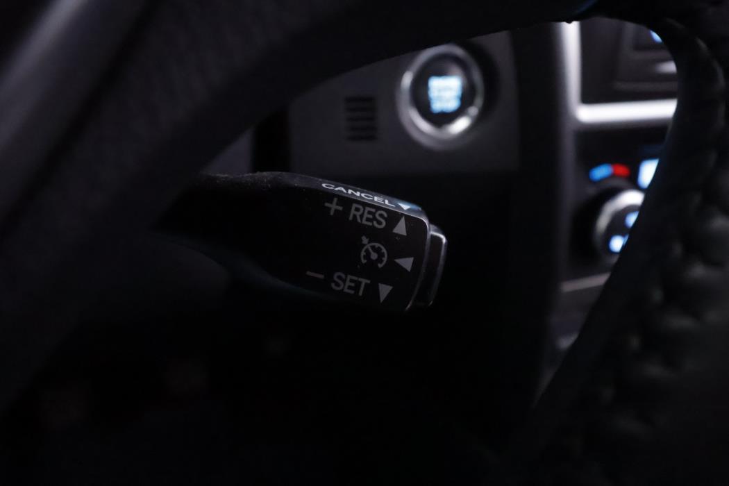 TOYOTA Auris 2013