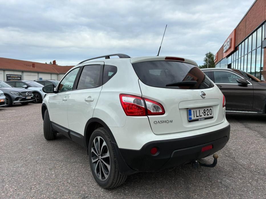 NISSAN Qashqai 2014