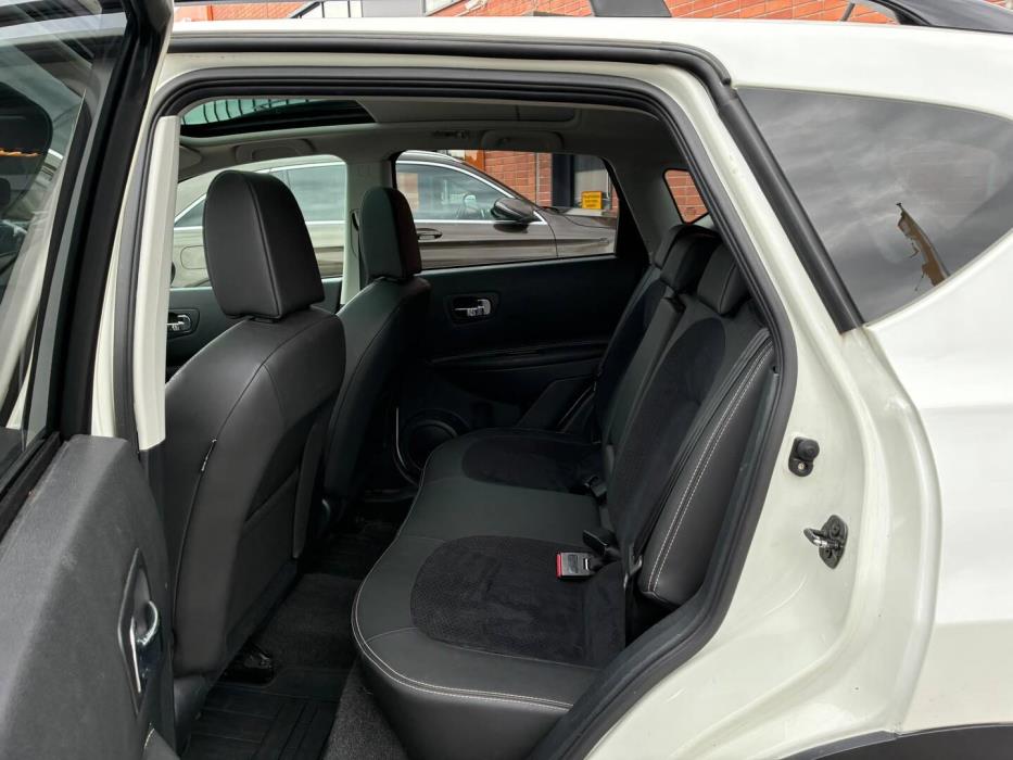 NISSAN Qashqai 2014