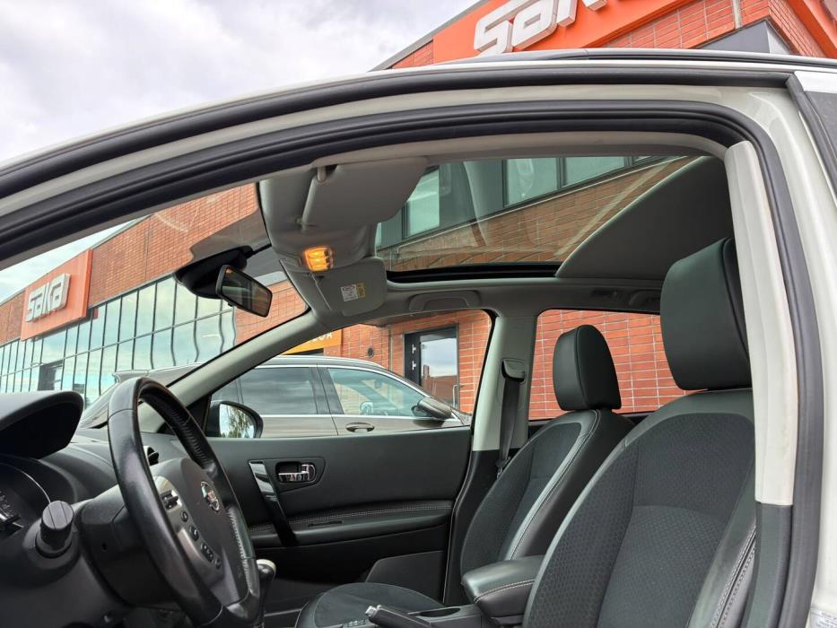 NISSAN Qashqai 2014