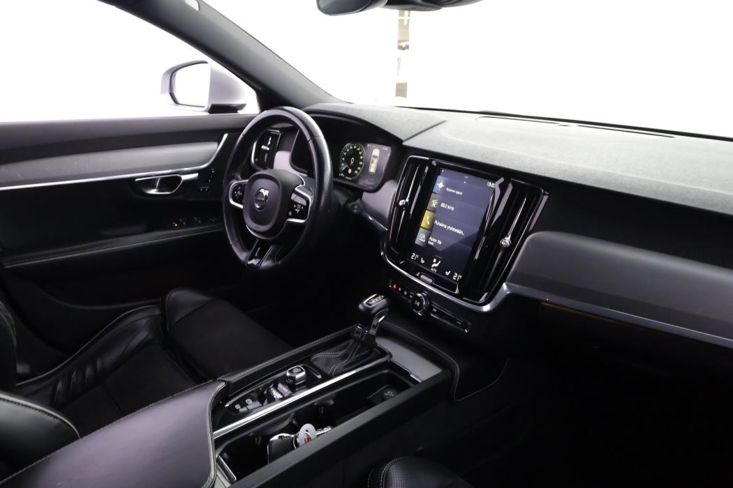 VOLVO V90 2018