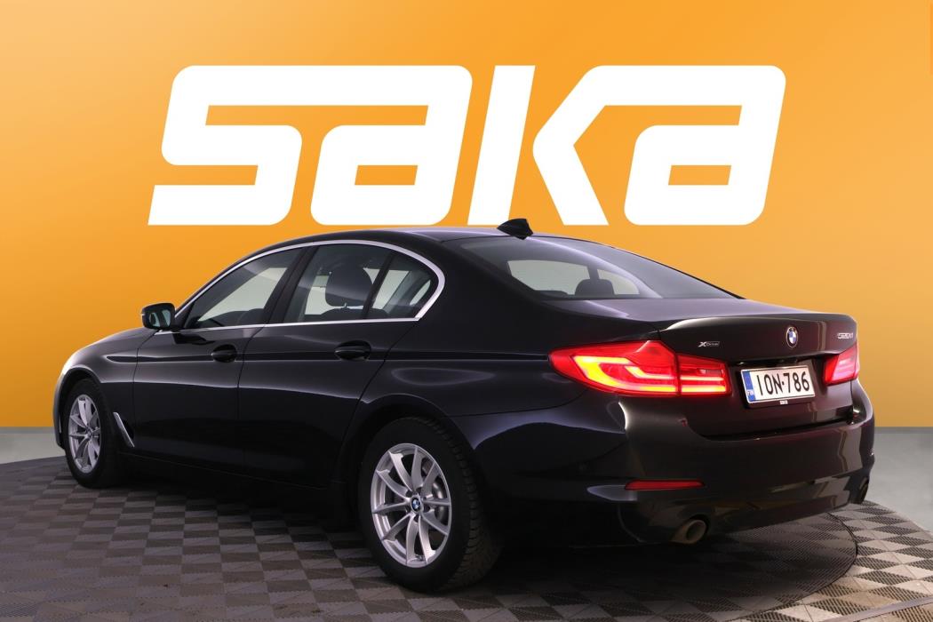 BMW 520 2019