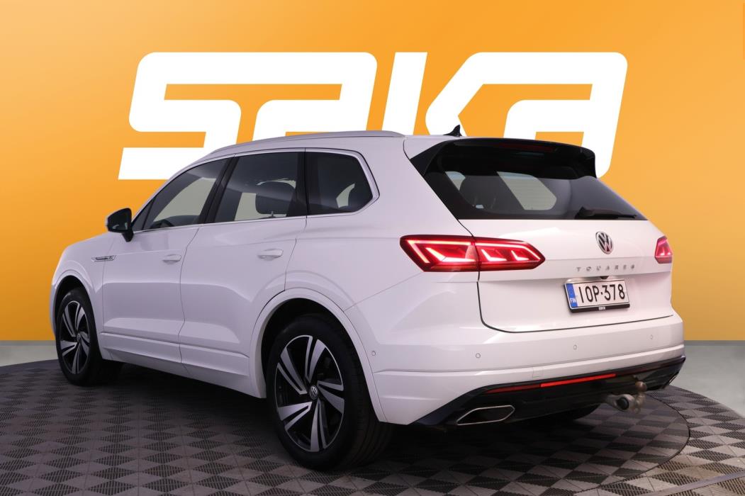 VOLKSWAGEN Touareg 2019